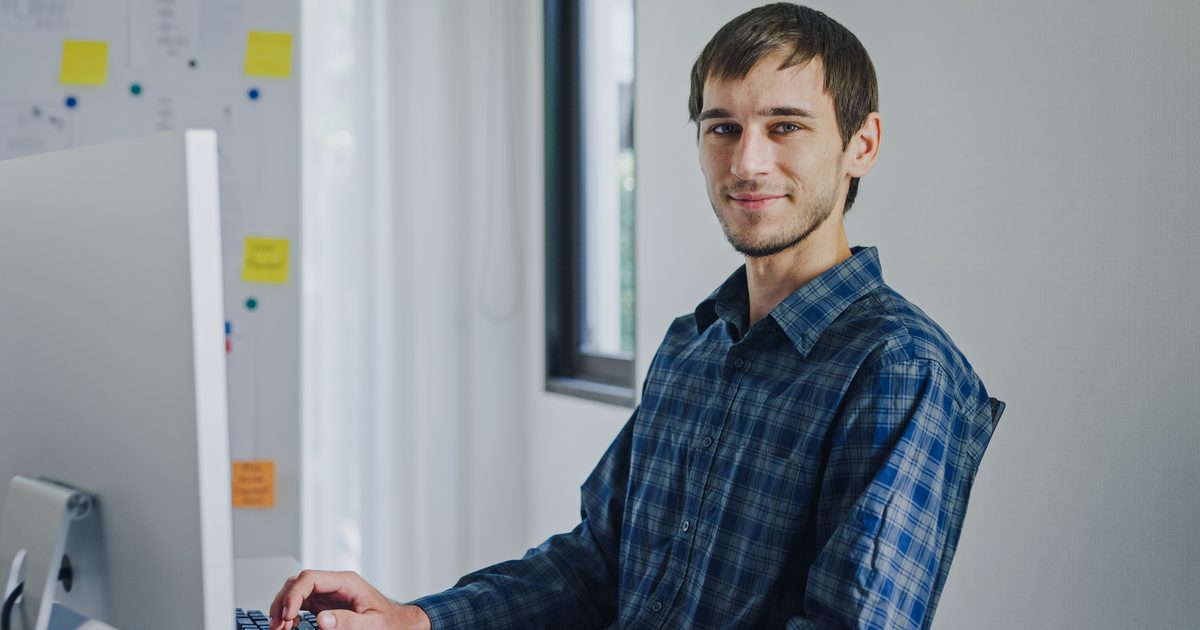 Does ChatGPT Use Your Website? How AI Assistants Cite Sources
